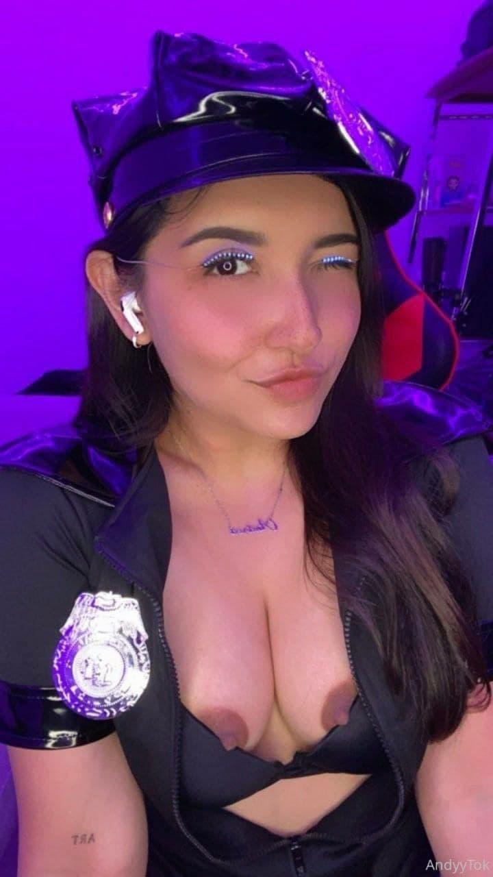 Утечки обнажённых фото andyytok с OnlyFans 1