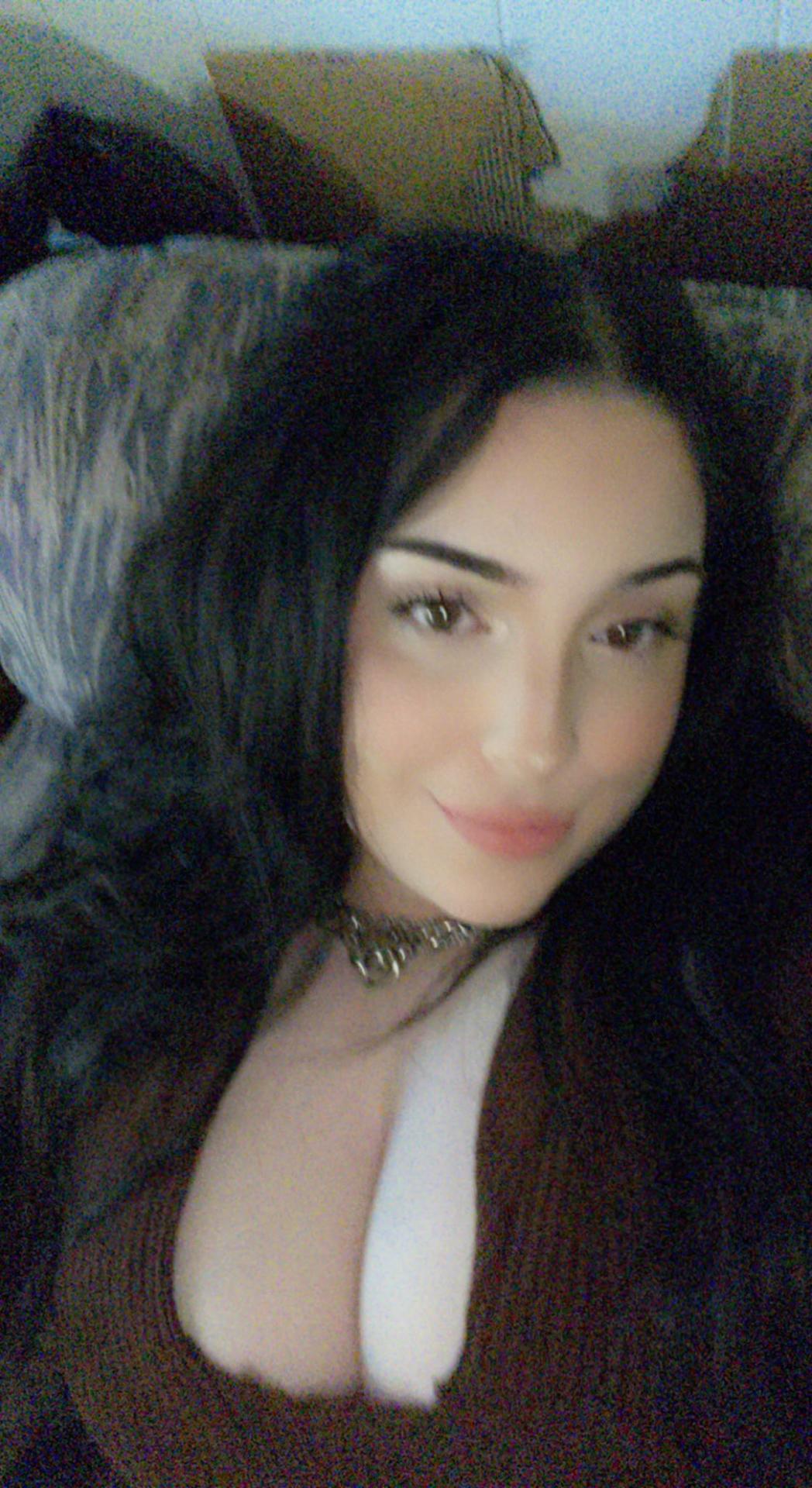 Утечки голых фото Angelinuhz с OnlyFans 1