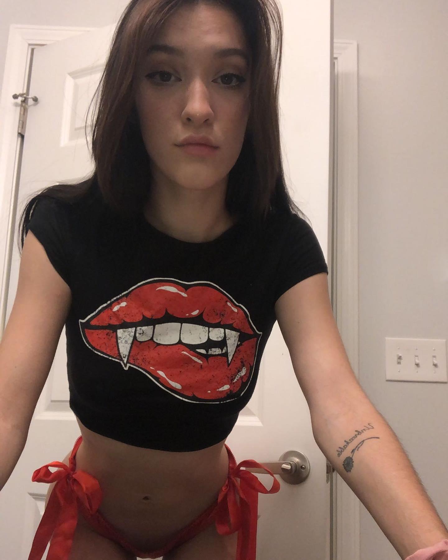 April Mae / imaprilmaexo Обнажённые утечки OnlyFans 1