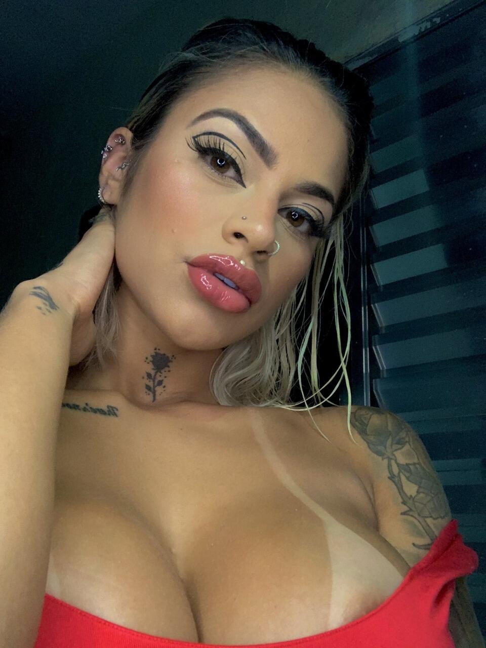 Barbimayyy / baranaismar Обнажённые утечки OnlyFans 1