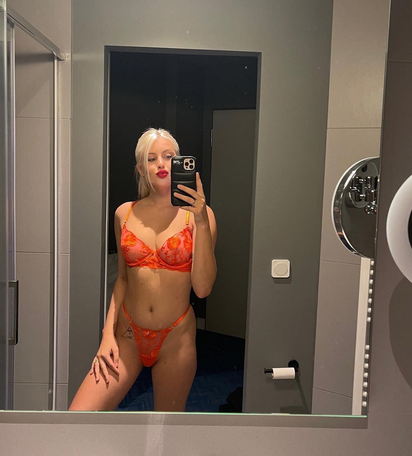 Blondyqueen69 / Хлоя Верхаген / blondyqueen Слив Nude OnlyFans 1