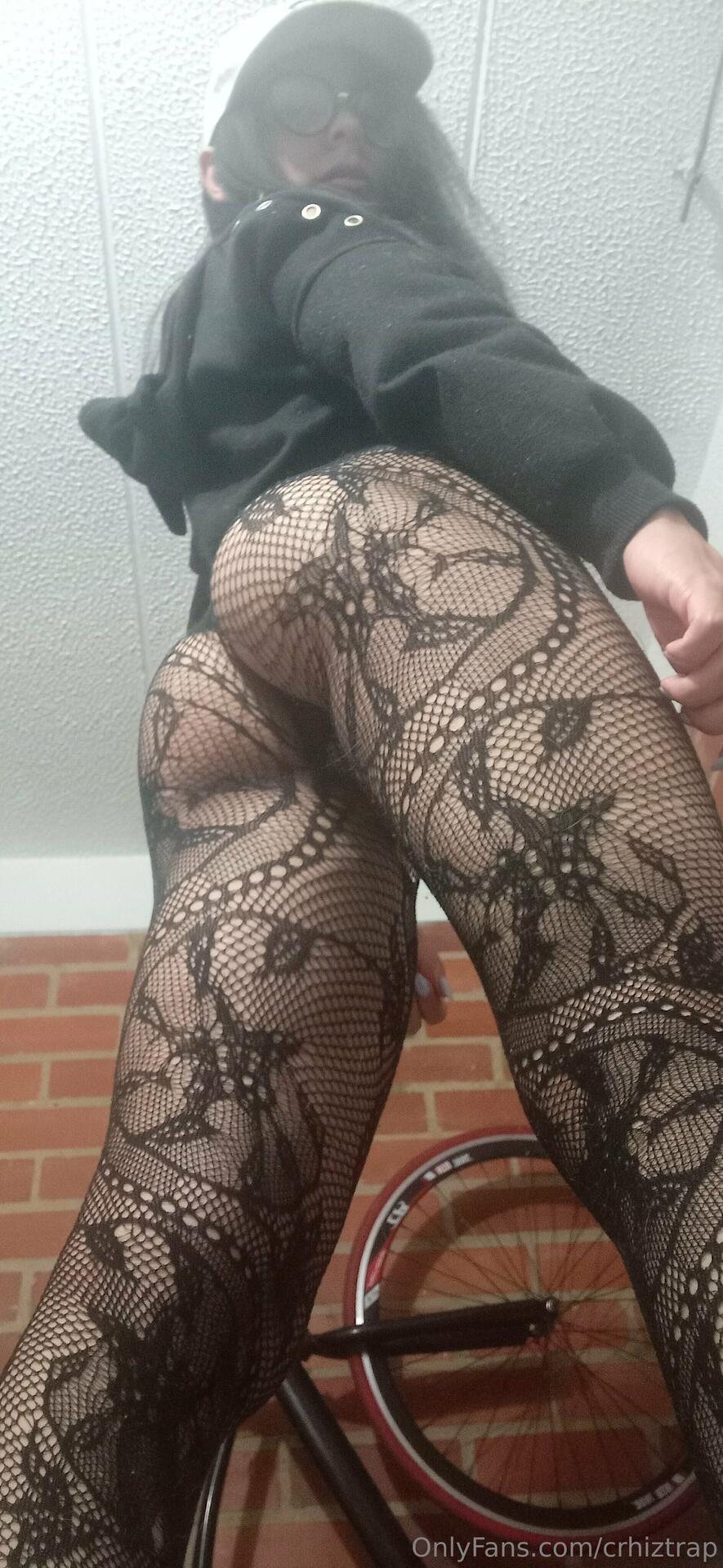 Chriz13 / crhiztrap Голые утечки OnlyFans 1