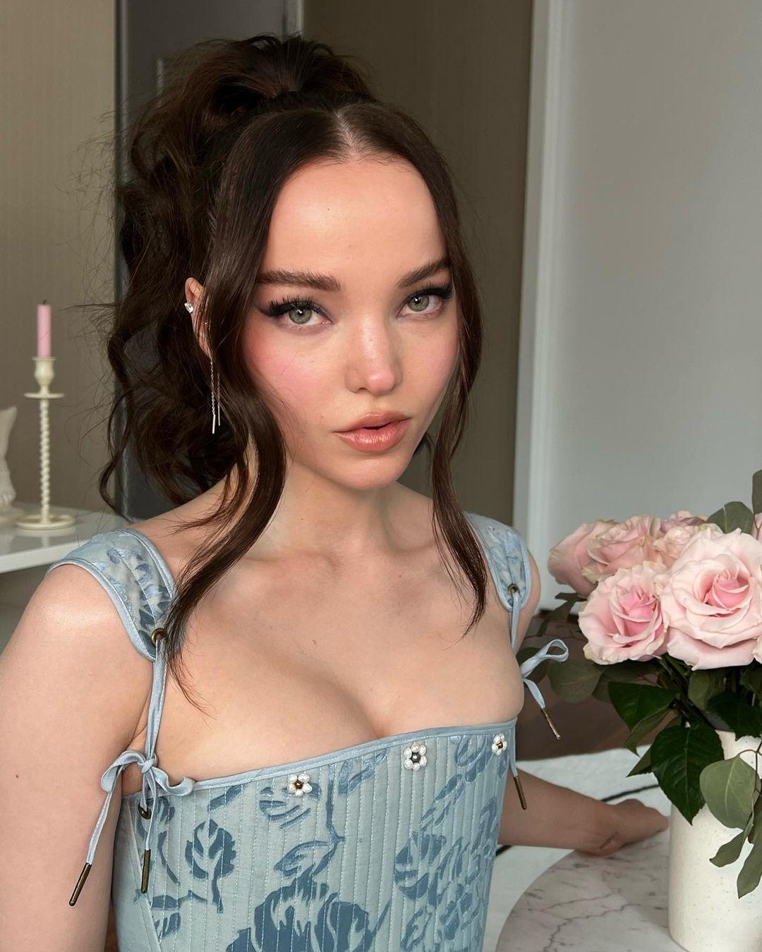 Dove Cameron / darkwingdove Обнажённые утечки OnlyFans 1