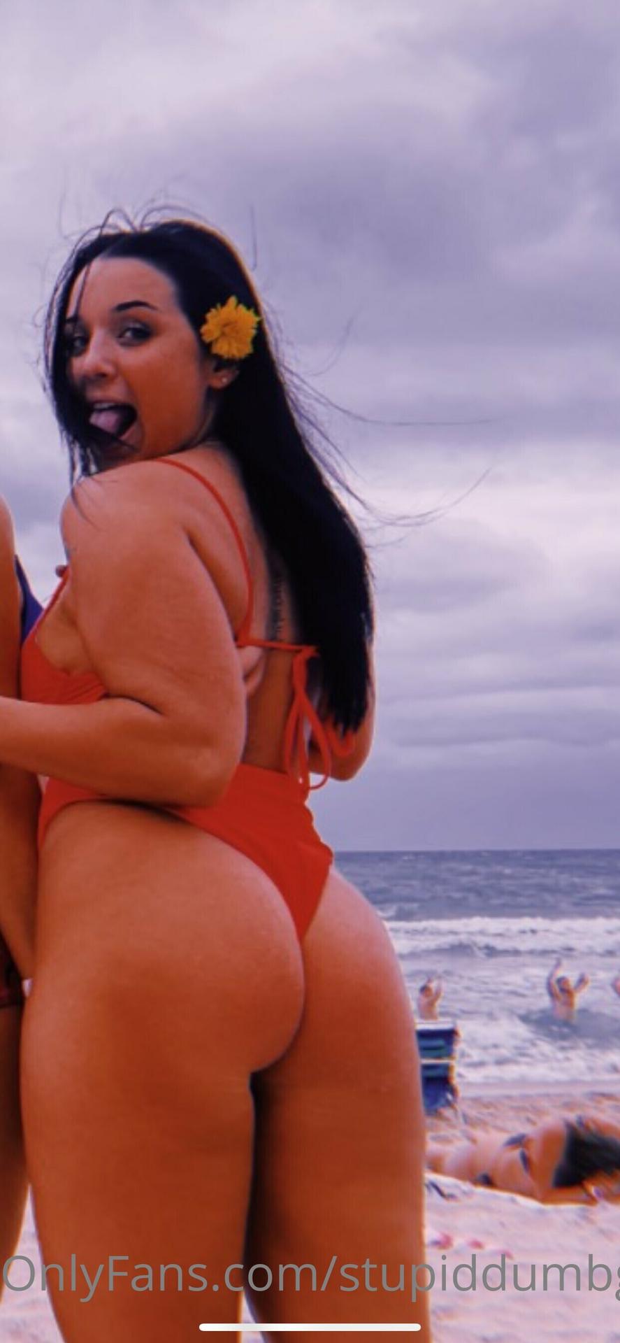 Эмилиана Гвидо / stupiddumbgirl слив голых фото с OnlyFans 1