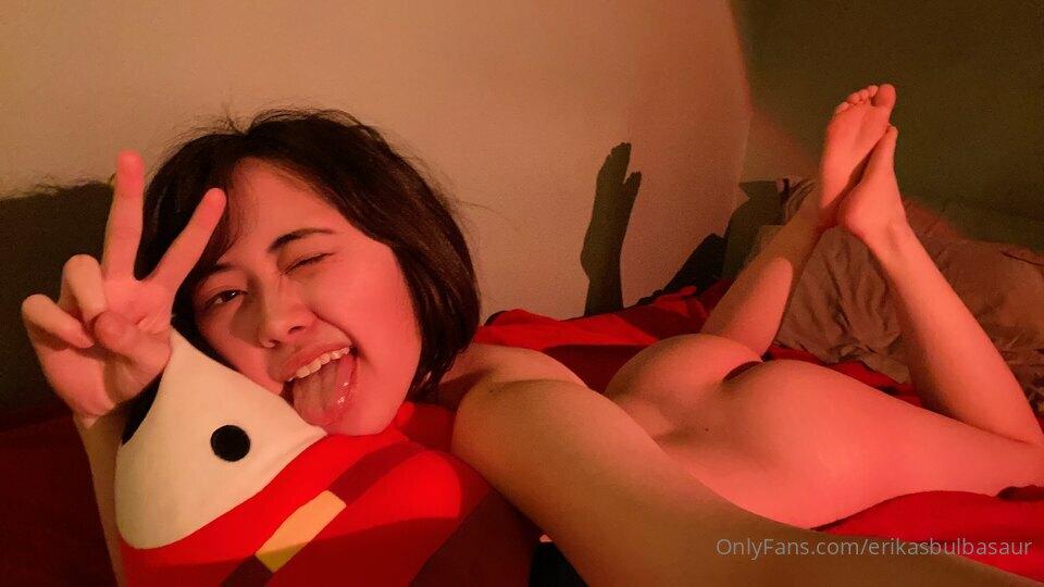 ErikasBulbasaur / picachu404 Обнажённые утечки OnlyFans 1