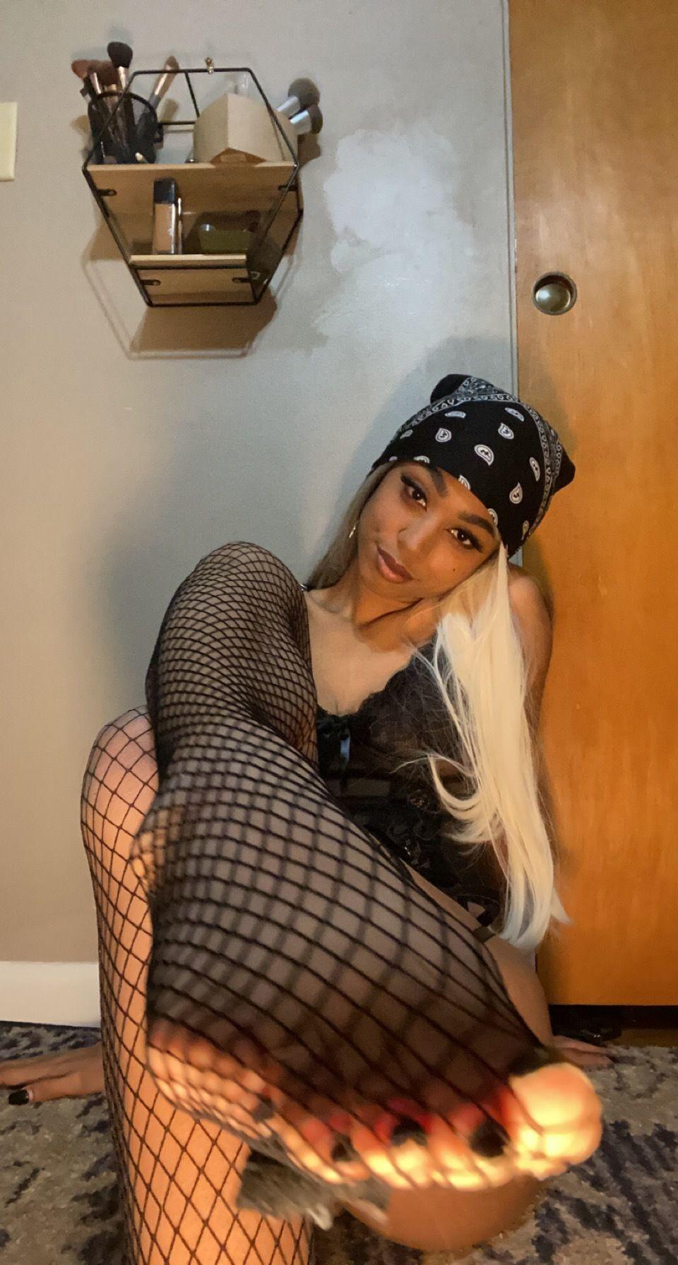 Gia Vargas / deathbygia Голые утечки OnlyFans 1
