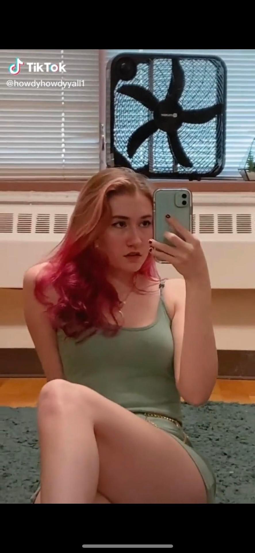 Утечки ню Howdyhowdyyall1 / blackmarketbagelsociety / mostlymilk OnlyFans 1