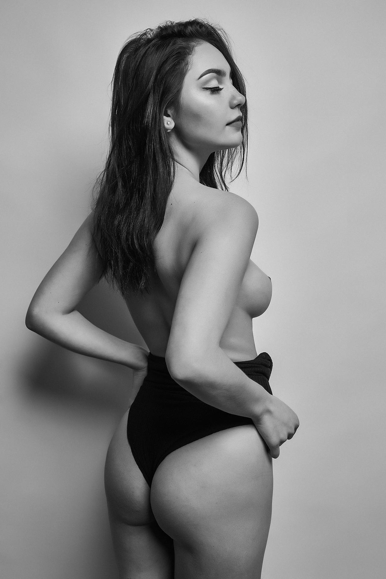Кристина Азаронак / tiktokgirl_krystina / tina_azarenoook Голые Утечки OnlyFans 1