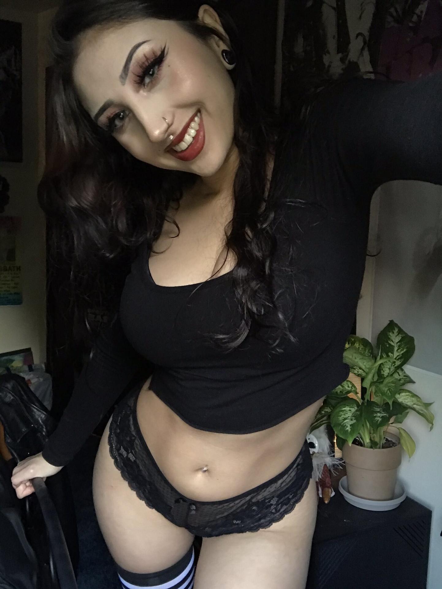 Lilith Black / lilith_baby_ Слив нюдовых фото с OnlyFans 1