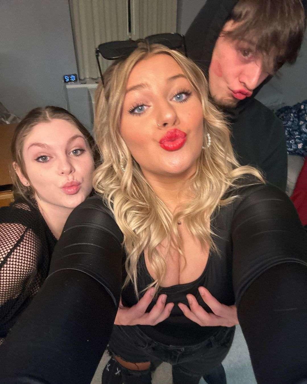 Mackenzie Spohn / thatbitchkenzy29 слив голых фото с OnlyFans 1