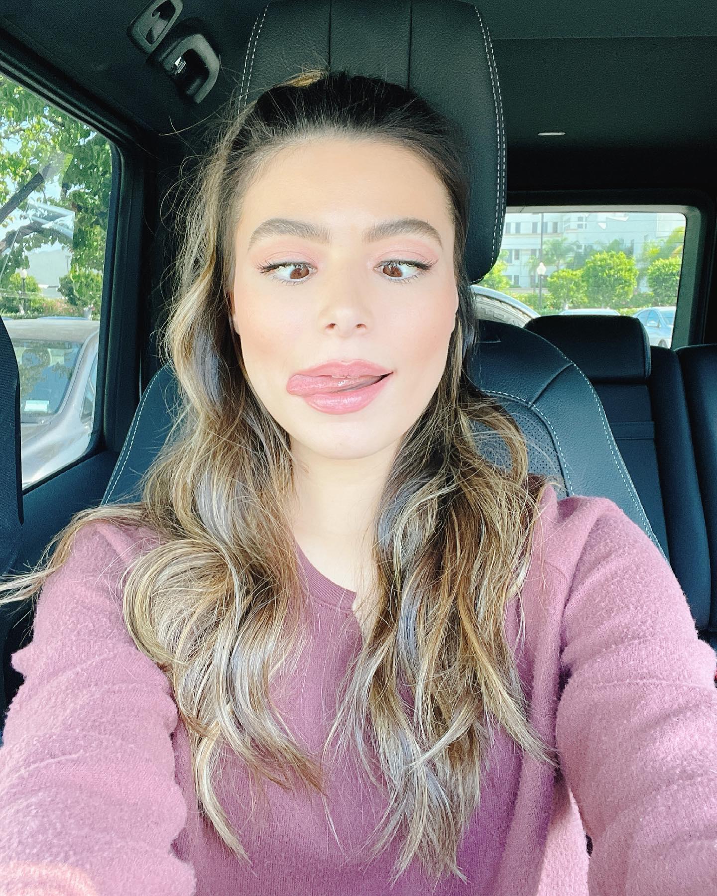 Miranda Cosgrove / onlyfanssz Голые утечки OnlyFans 1