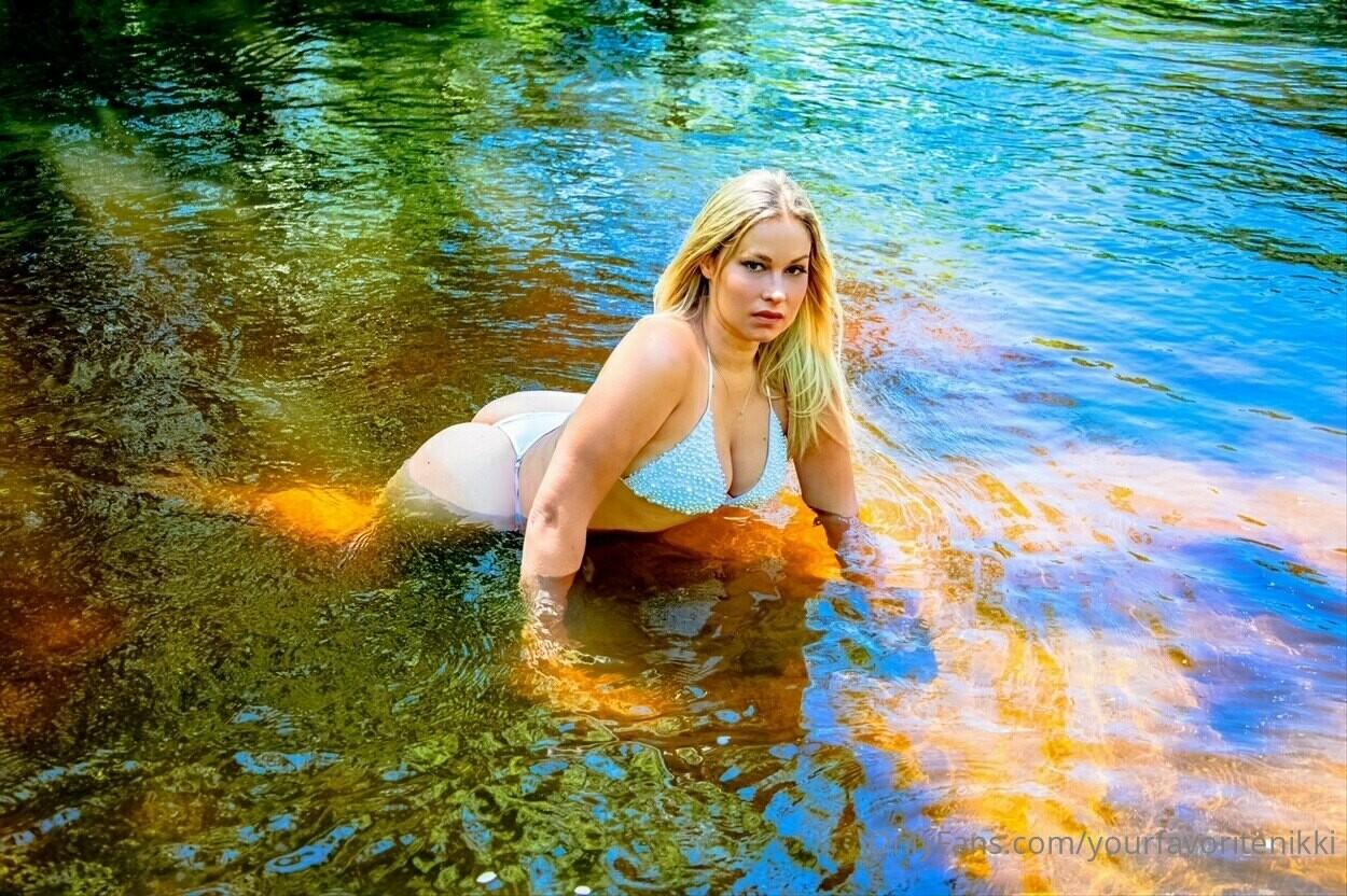 Nikki Baker / yourfavoritenikki Обнажённые утечки OnlyFans 1