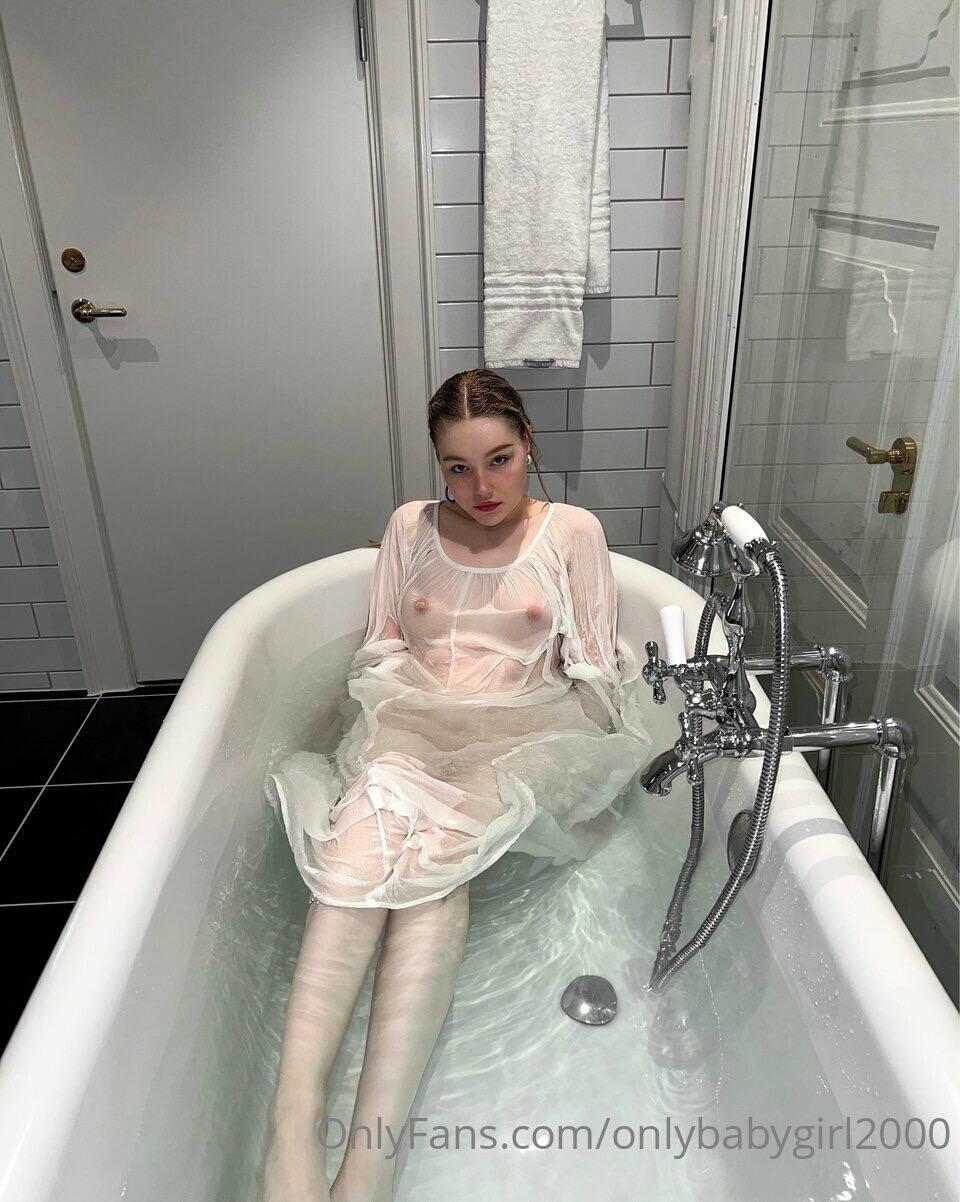 onlybabygirl2000 / oog2000 Слитые голые фото с OnlyFans 6
