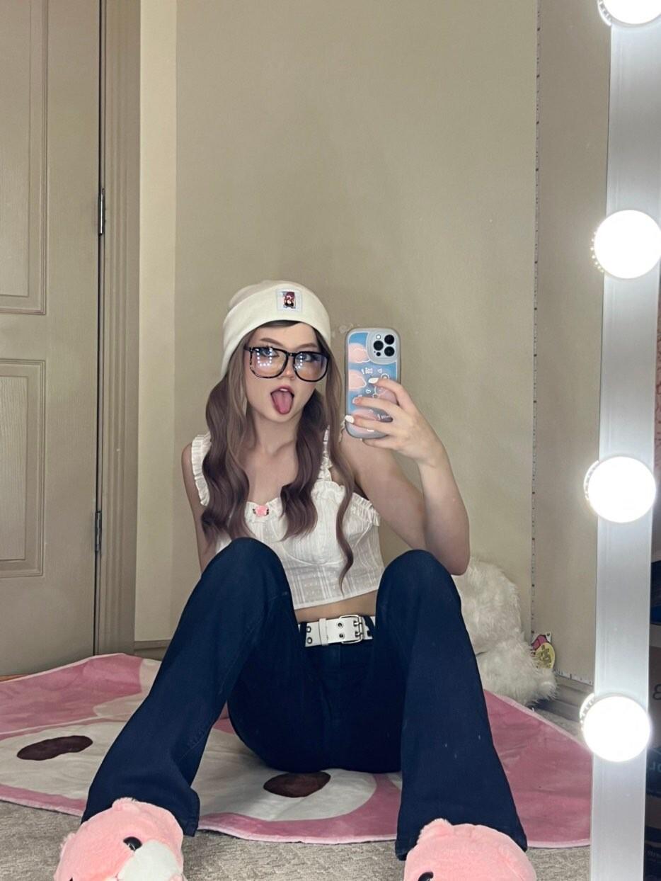 Strawbeariemilkk / StrawberryMillk Nude OnlyFans Утечки 1