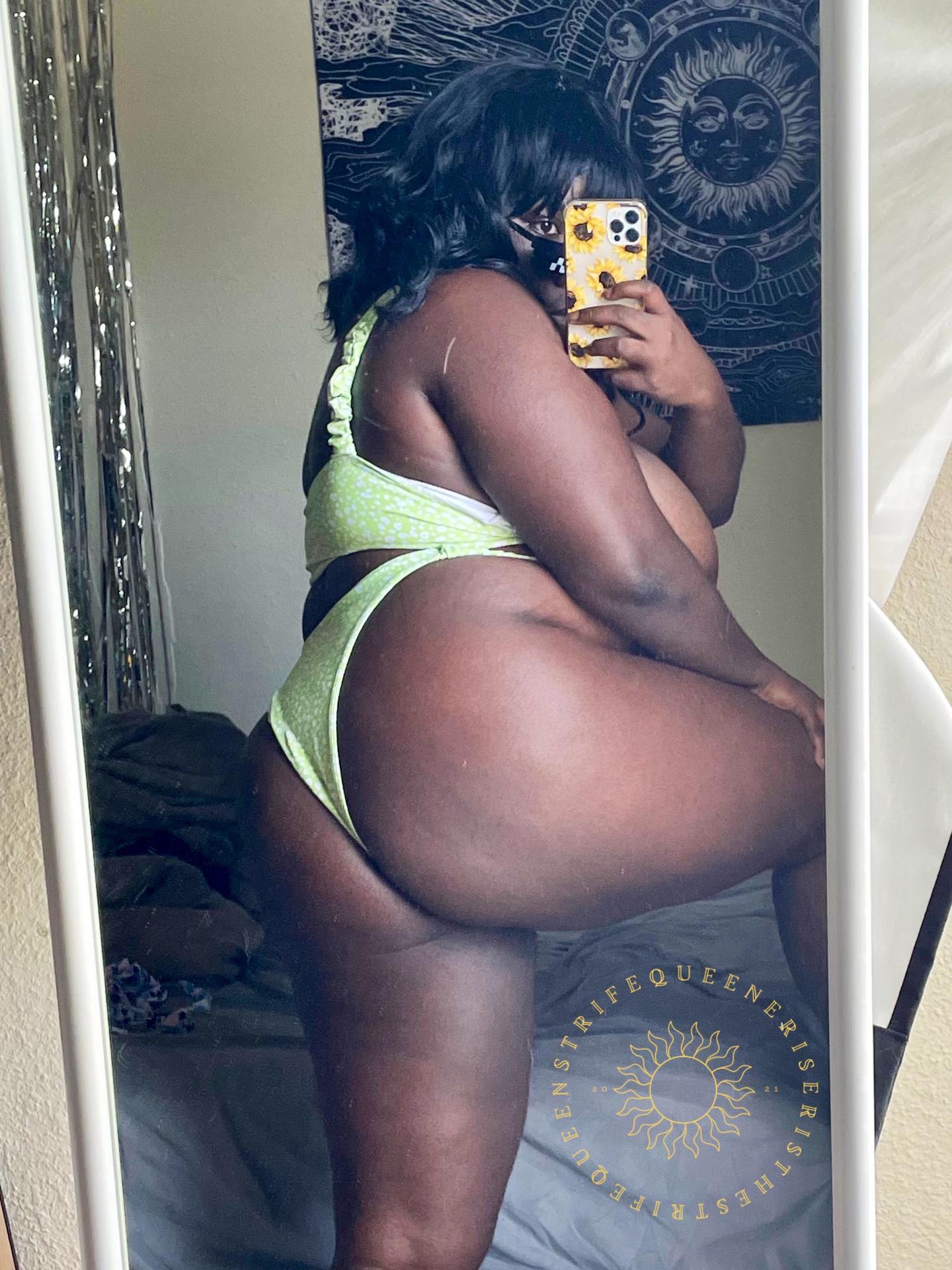 Утечки обнажённых фото Strifequeeneris с OnlyFans 1