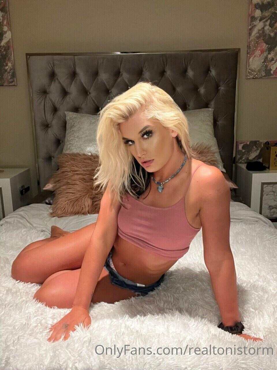 Toni Storm / realtonistorm Обнажённые утечки OnlyFans 1