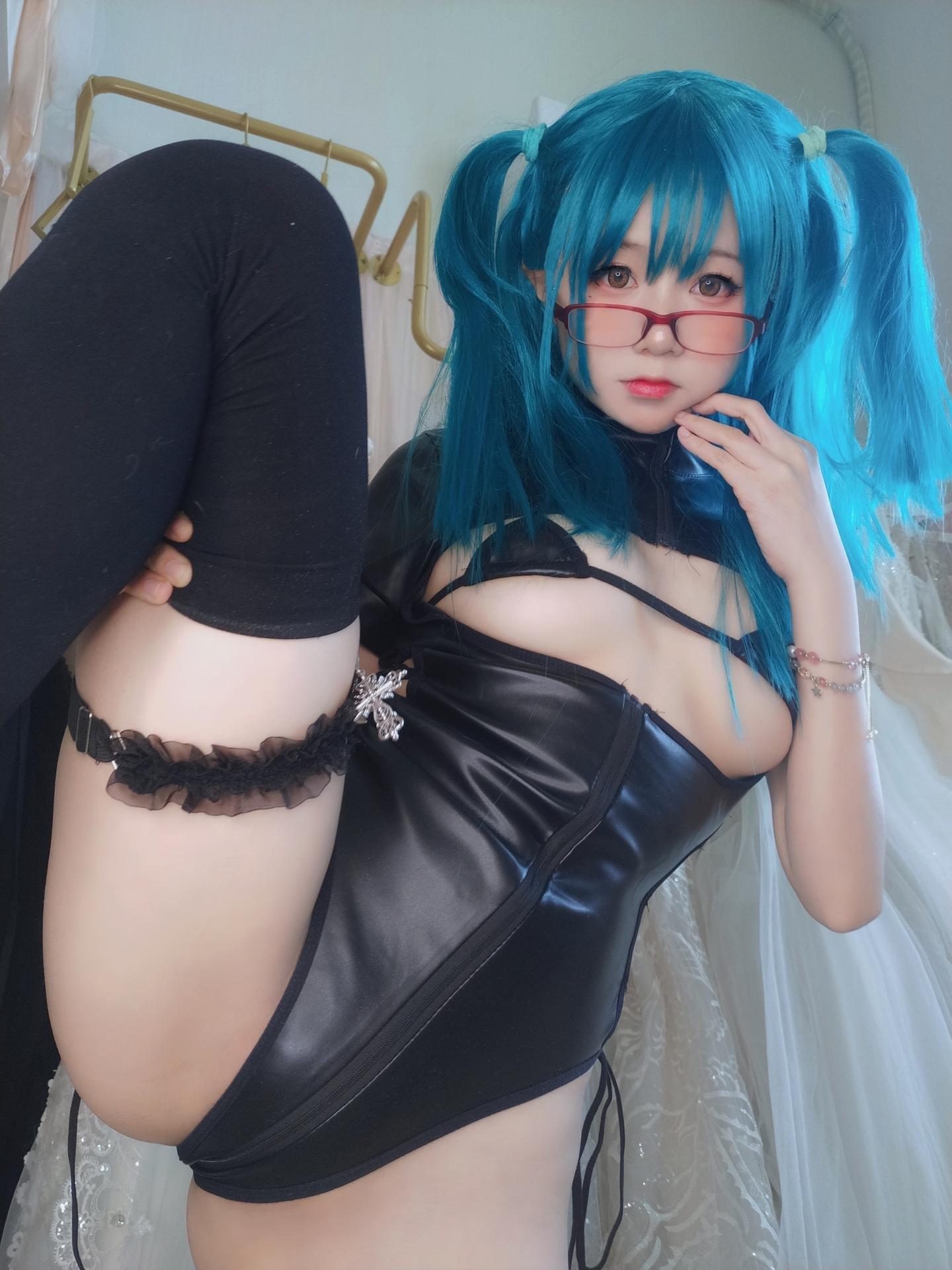 YaoYaoQwQ / yaoyaole / 軟妹搖搖樂w Обнажённые утечки Patreon 1
