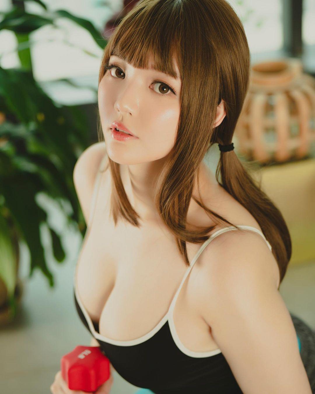 Ying Tze / yingtze Голые утечки Patreon 1