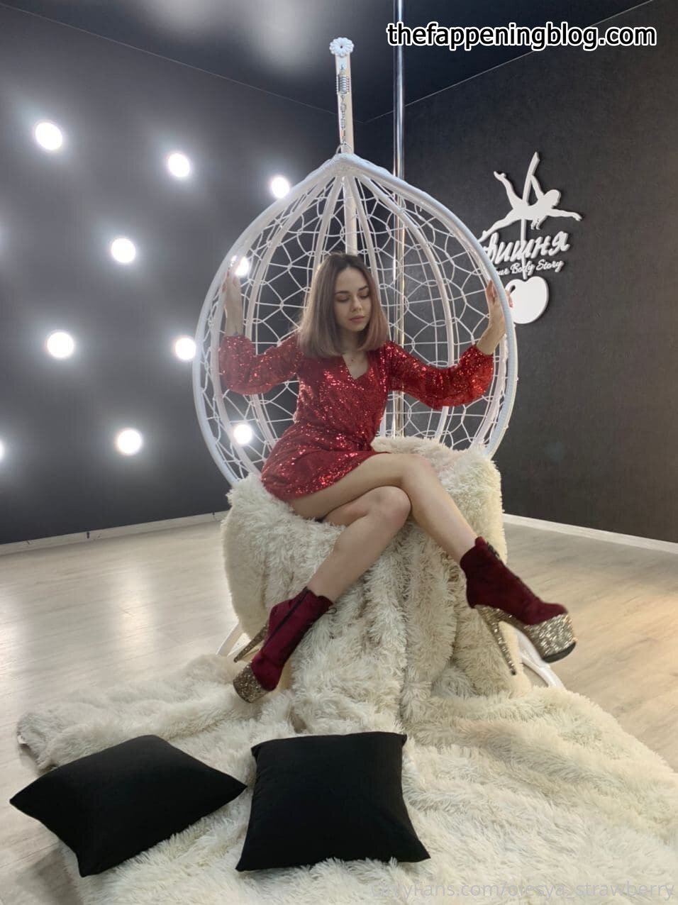 olesya kassandra Leaked Photo 30