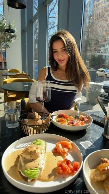 adele_e Голые Утечки OnlyFans Фото 1