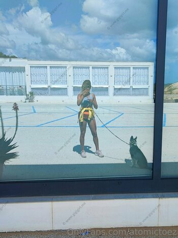 atomictoez / atomictoezz Голые Утечки OnlyFans Фото 9