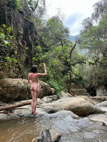 kittynippyhippie / littlenippyhippie Голые Утечки OnlyFans Фото 22