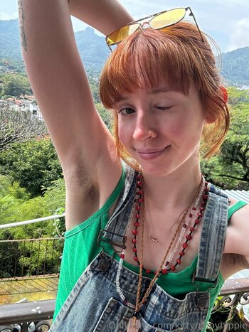 kittynippyhippie / littlenippyhippie Голые Утечки OnlyFans Фото 43