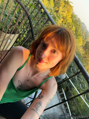 kittynippyhippie / littlenippyhippie Голые Утечки OnlyFans Фото 49