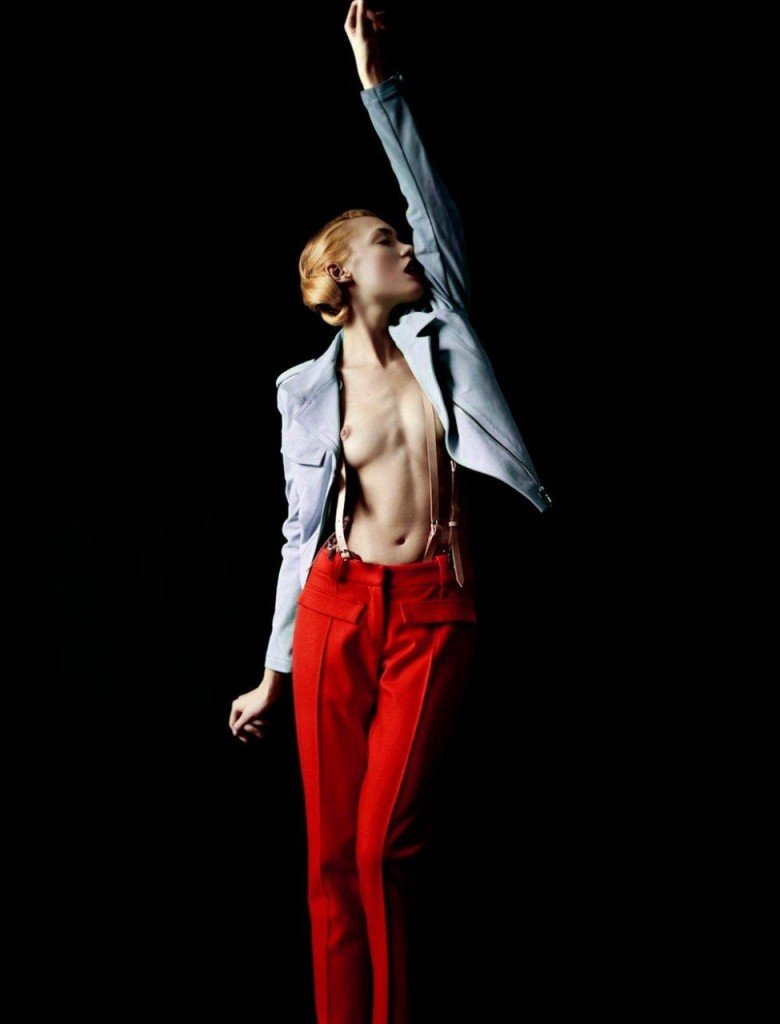 Кора Кигэн Голая 012