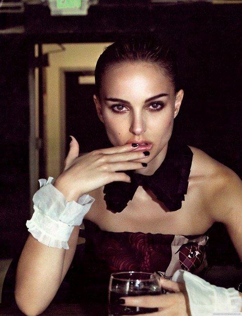 Scarlett Johansson and Natalie Portman 03