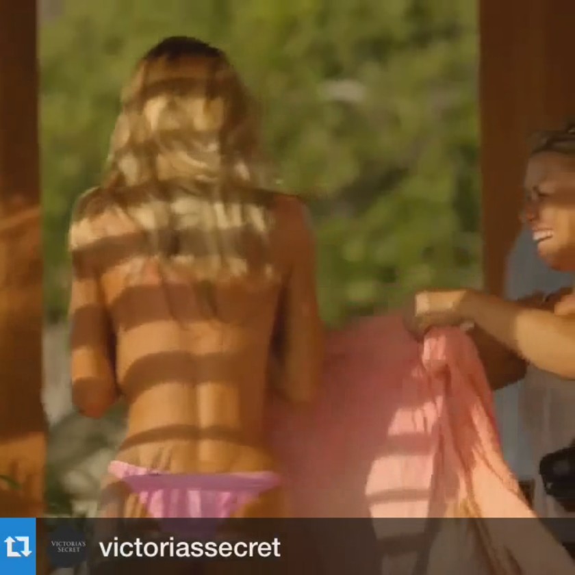 Candice-Swanepoel-Topless-3