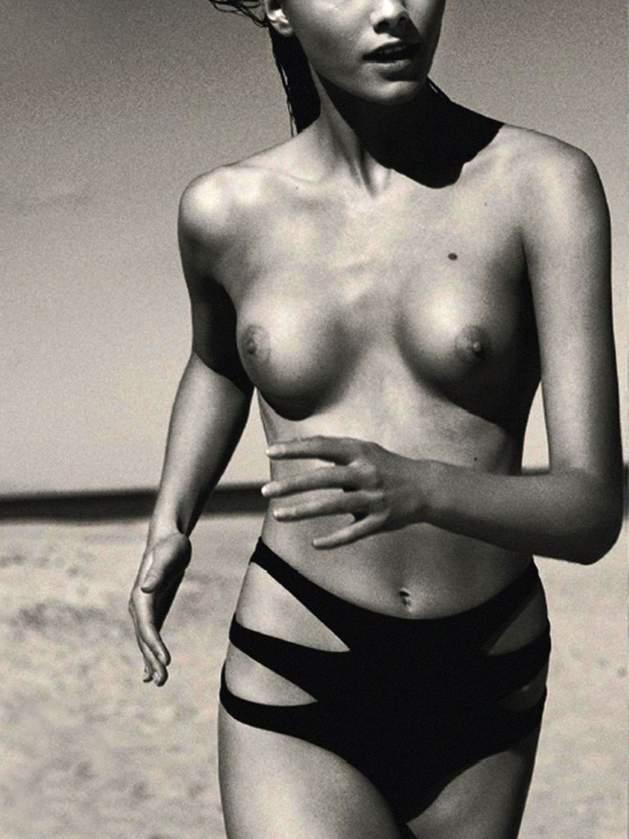 Julija-Steponaviciute-Topless-4