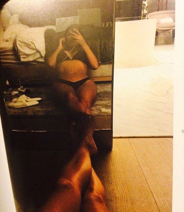Kim-Kardashian-Sexy-3