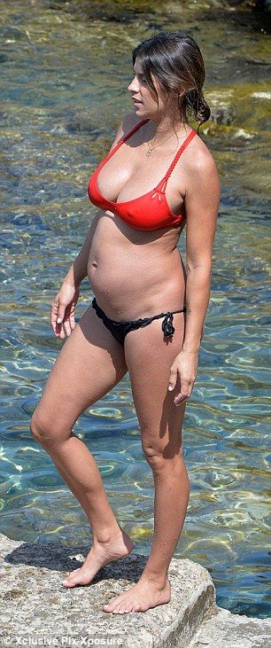 Elisabetta-Canalis-in-Bikini-10