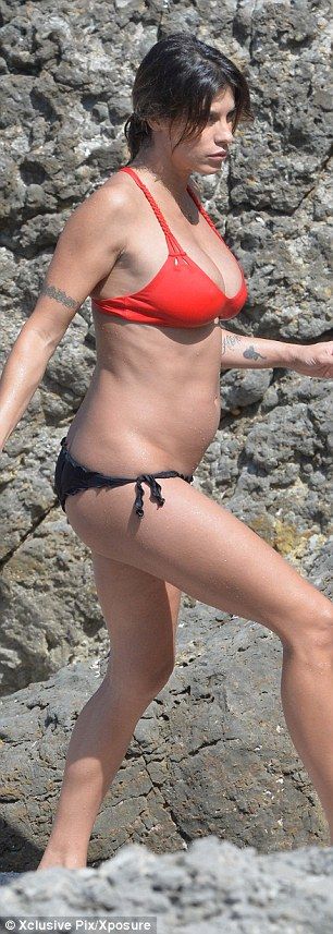 Elisabetta-Canalis-in-Bikini-15