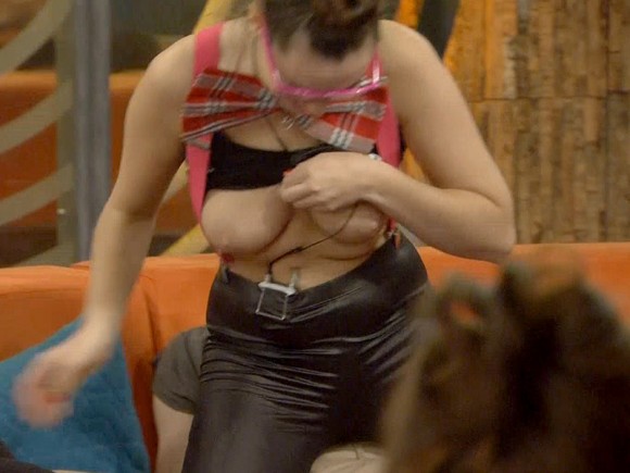 Harry-Amelia-Topless-14