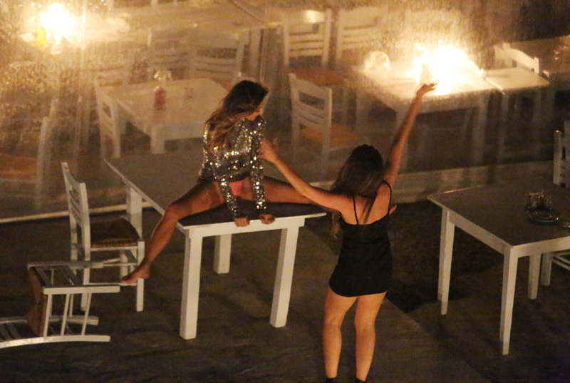 Nicole-Scherzinger-Upskirt-3