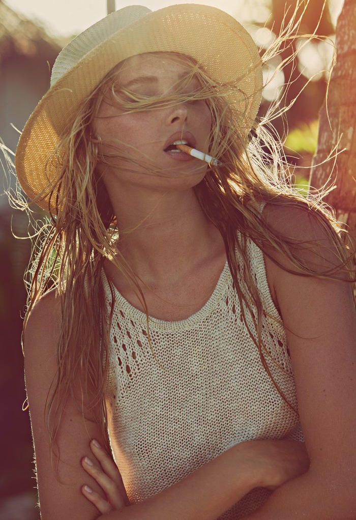 Elsa-Hosk-Topless-3