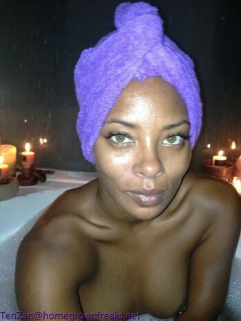 Eva-Marcille-Topless-4