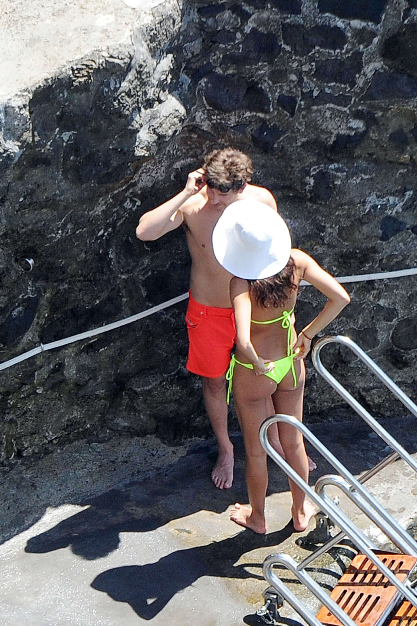 Irina-Shayk-in-a-Bikini-28
