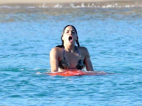 Michelle-Rodriguez-in-a-Bikini-13