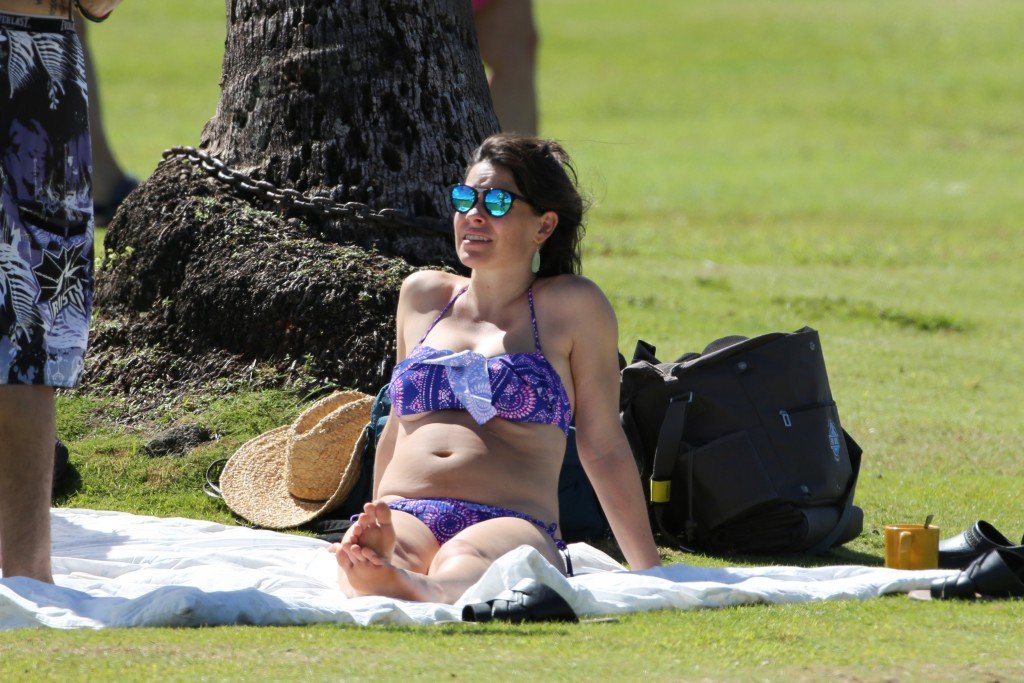 Evangeline-Lilly-in-a-Bikini-1