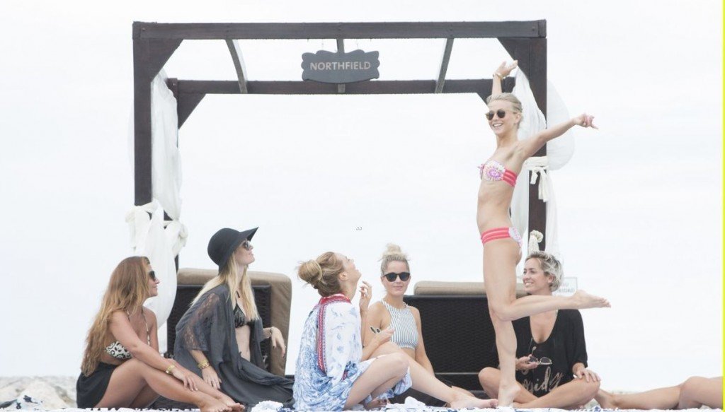 Julianne-Hough-in-a-Bikini-10