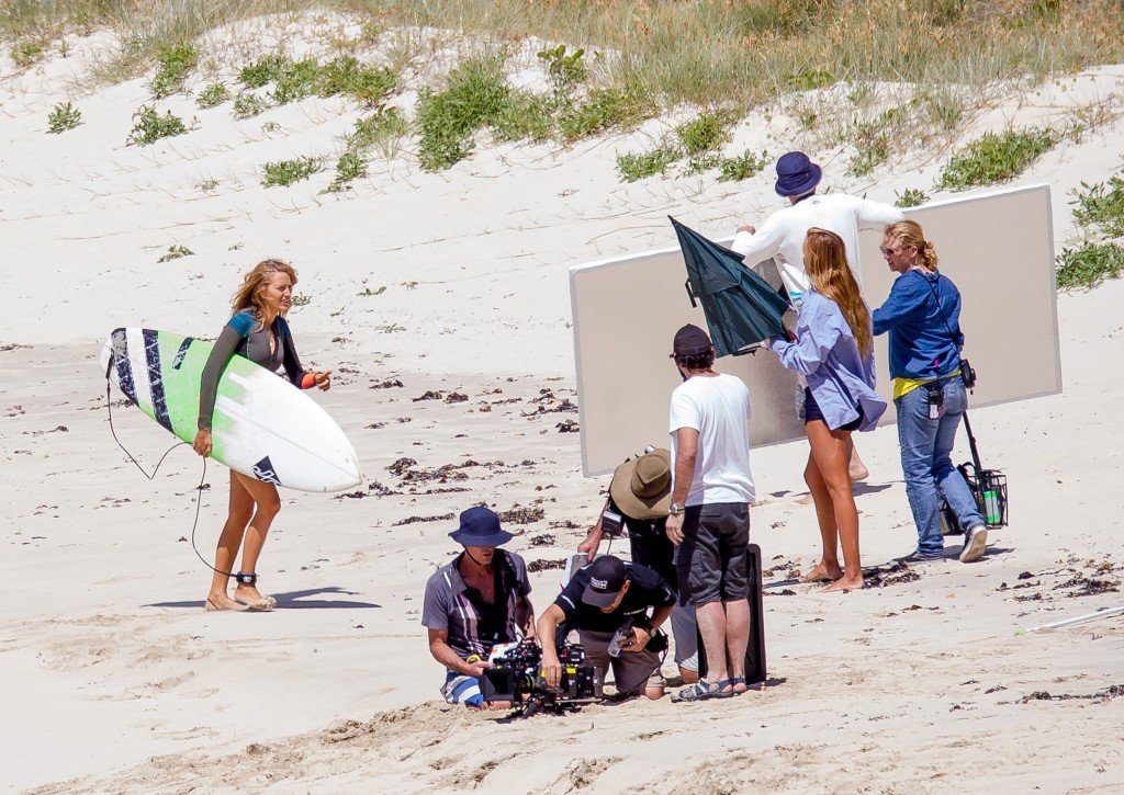 Blake-Lively-Bikini-26