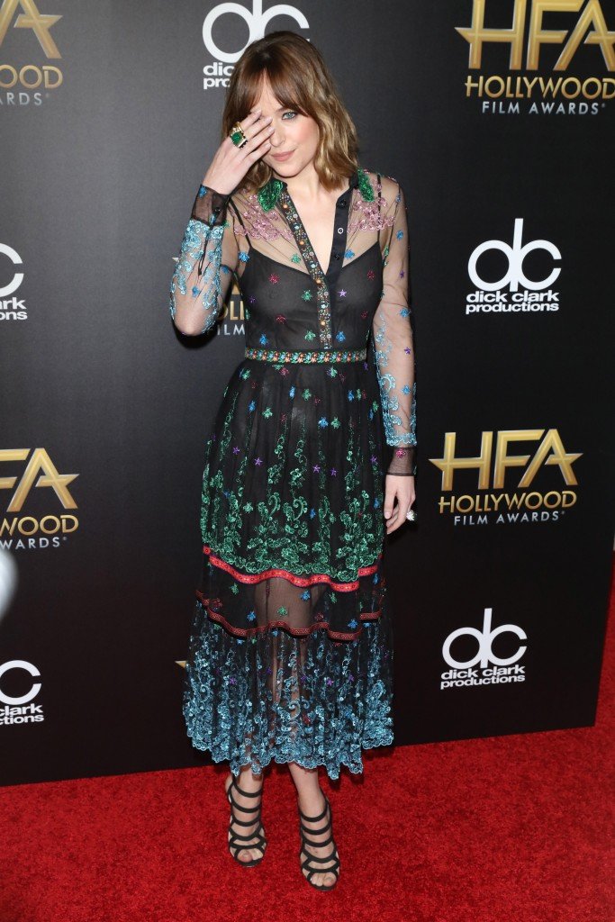 Dakota-Johnson-See-Through-1