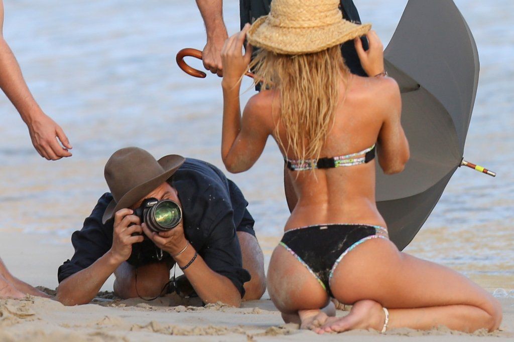 Candice-Swanepoel-Sexy-4
