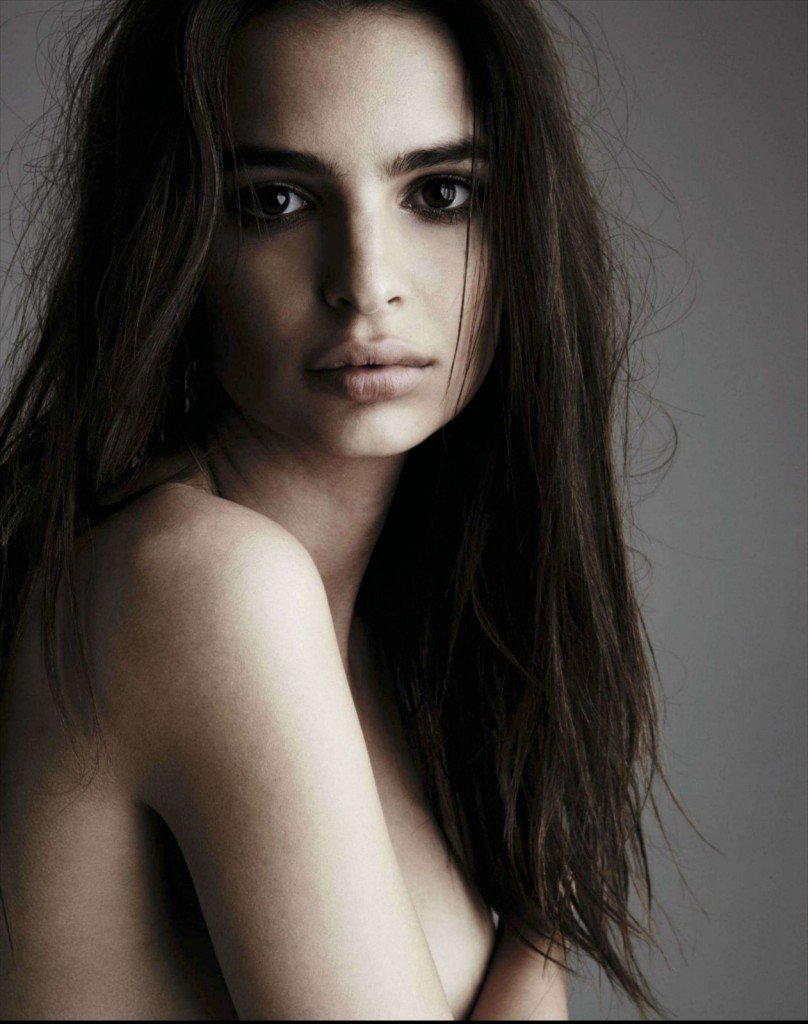 Emily-Ratajkowski-Nude-4
