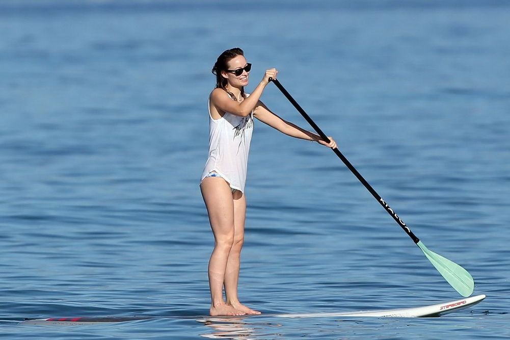 Olivia-Wilde-in-a-Bikini-23