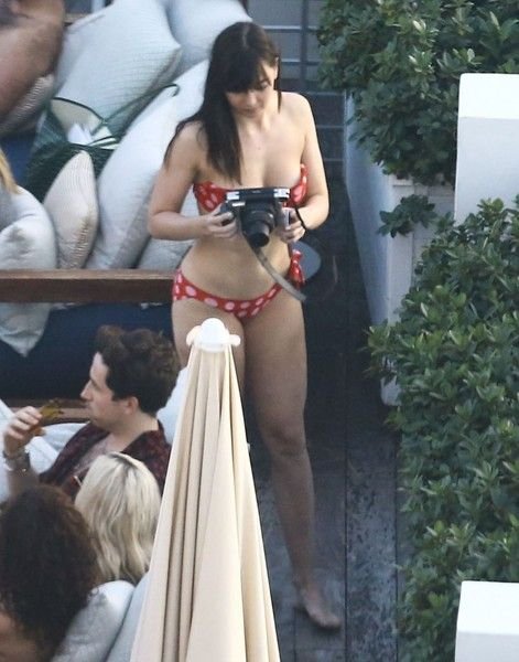 Rita-Ora-and-Daisy-Lowe-Sexy-1