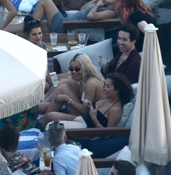 Rita-Ora-and-Daisy-Lowe-Sexy-3